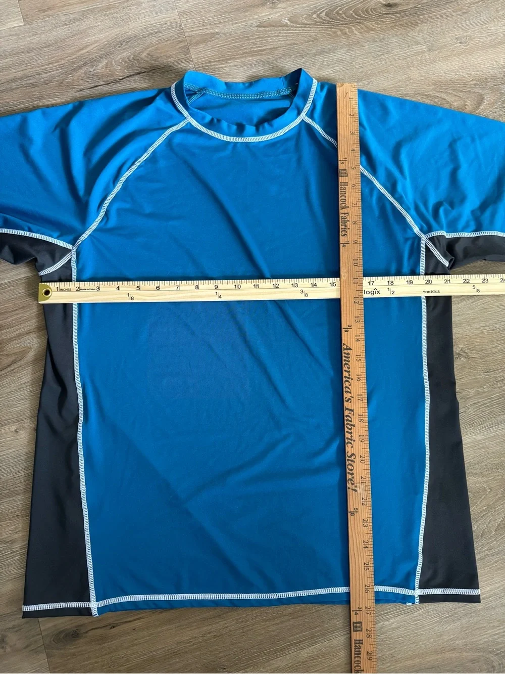 Men's large Long-Sleeve Blue Rash Guard Swim Shirt